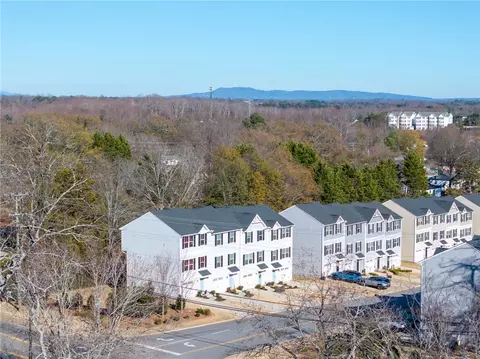 View/Area - 109 Brooklane Ct, Easley, SC 29642 photo 5 of 7