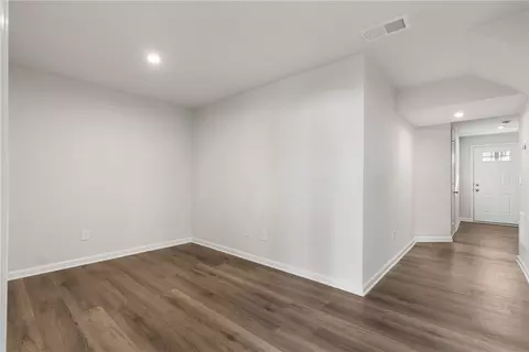 Entry Way - 109 Brooklane Ct, Easley, SC 29642 photo 7 of 7