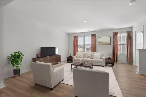 Living - 109 Brooklane Ct, Easley, SC 29642 photo 1 of 5
