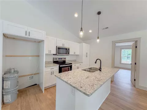 350 Code Cir, Seneca, SC 29678 photo 7