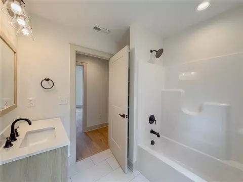350 Code Cir, Seneca, SC 29678 photo 24