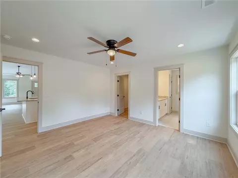 350 Code Cir, Seneca, SC 29678 photo 15