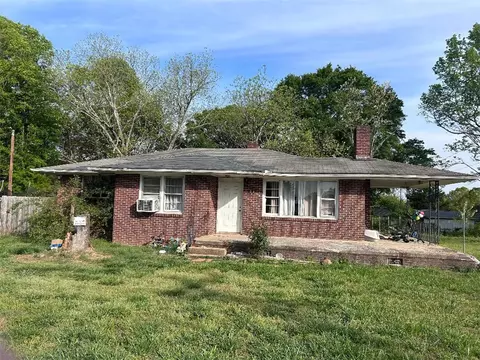 213 E Shockley Ferry Rd, Anderson, SC 29624