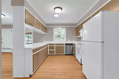 Kitchen - 106 Mitchell Ave, Clemson, SC 29631 photo 1 of 5
