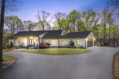 144 Lecroy Rd, Walhalla, SC 29691