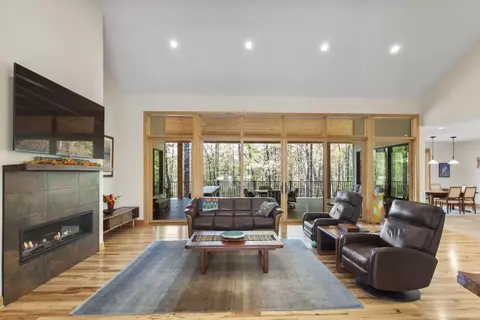 Living - 144 Lecroy Rd, Walhalla, SC 29691 photo 3 of 3