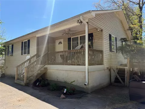 1155 Lake Jemiki Rd, Walhalla, SC 29691