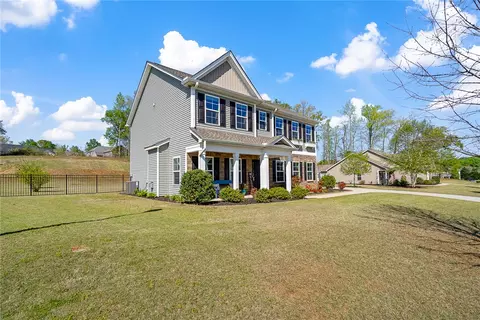 110 Avendell Dr, Easley, SC 29642 photo 2