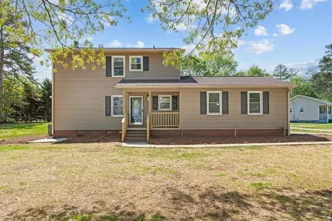101 Maria Ln, Seneca, SC 29678