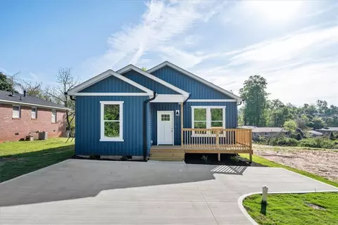 403 Tribble St, Seneca, SC 29678