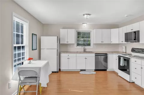 Kitchen - 307 Grant St, Easley, SC 29640 photo 1 of 2