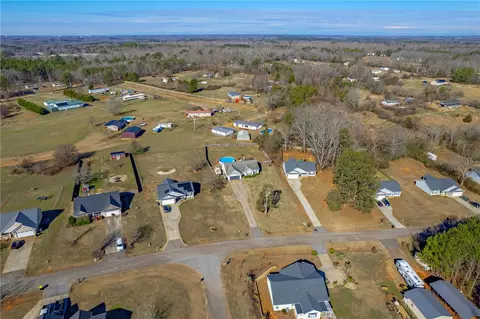 View/Area - 109 Stanmoore Dr, Anderson, SC 29621 photo 5 of 6