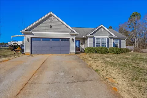 Exterior - 109 Stanmoore Dr, Anderson, SC 29621 photo 2 of 6