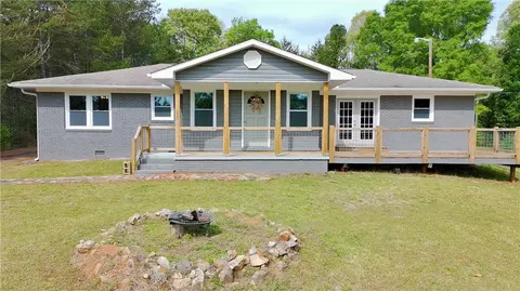 187 Lin Ollie Ln, Westminster, SC 29693