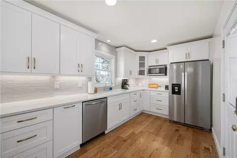 Kitchen - 640 Old Salem Rd, Seneca, SC 29672 photo 1 of 4