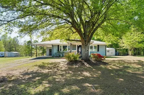 106 Torrington Rd, Walhalla, SC 29691