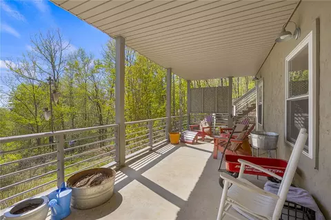 Exterior - 539 Upper Springs Rd, Pickens, SC 29671 photo 7 of 10