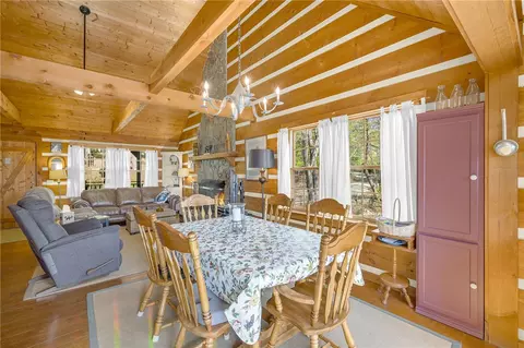 Dining - 539 Upper Springs Rd, Pickens, SC 29671 photo 2 of 4