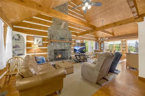 Living - 539 Upper Springs Rd, Pickens, SC 29671 photo 1 of 3