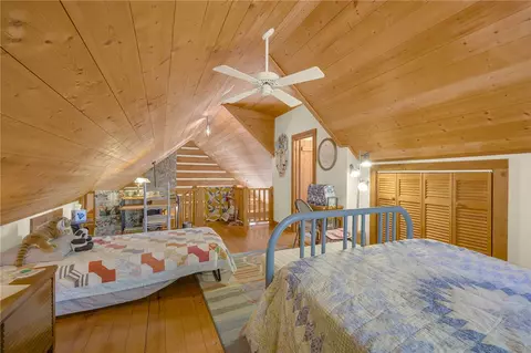 Bedroom - 539 Upper Springs Rd, Pickens, SC 29671 photo 6 of 6