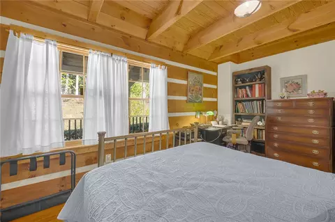 Bedroom - 539 Upper Springs Rd, Pickens, SC 29671 photo 4 of 6