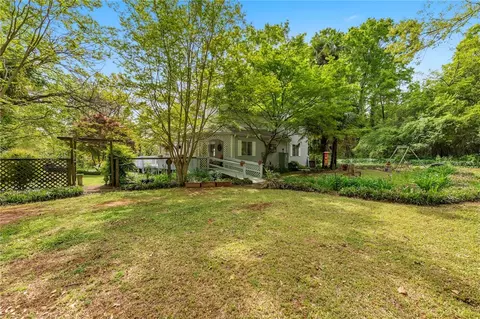 Exterior - 1412 Forest Ln, Anderson, SC 29621 photo 7 of 11