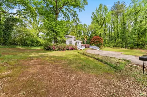 Exterior - 1412 Forest Ln, Anderson, SC 29621 photo 2 of 11