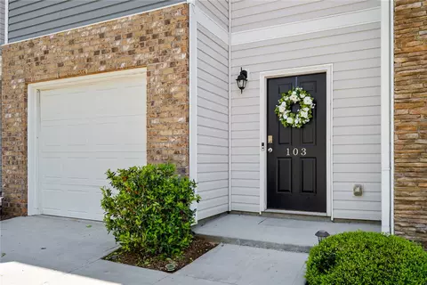 Exterior - 103 Northridge Ct, Easley, SC 29642 photo 3 of 8