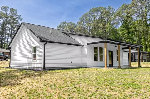 Exterior - 105 Leon Dr, Anderson, SC 29621 photo 5 of 11