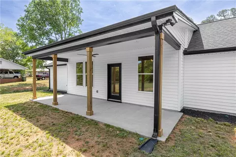 Exterior - 105 Leon Dr, Anderson, SC 29621 photo 4 of 11