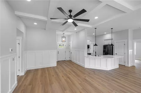Entry Way - 105 Leon Dr, Anderson, SC 29621 photo 4 of 9