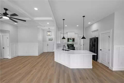 Entry Way - 105 Leon Dr, Anderson, SC 29621 photo 1 of 9
