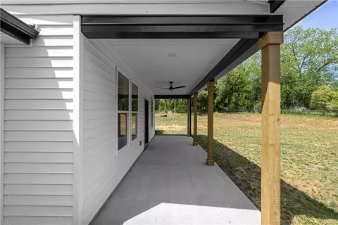 Exterior - 105 Leon Dr, Anderson, SC 29621 photo 7 of 11