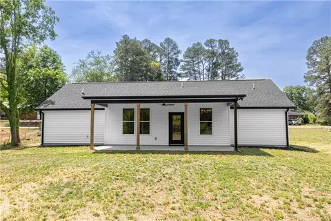 Exterior - 105 Leon Dr, Anderson, SC 29621 photo 6 of 11