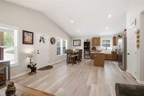 Entry Way - 109 Ledbetter Ln, Walhalla, SC 29691 photo 1 of 2