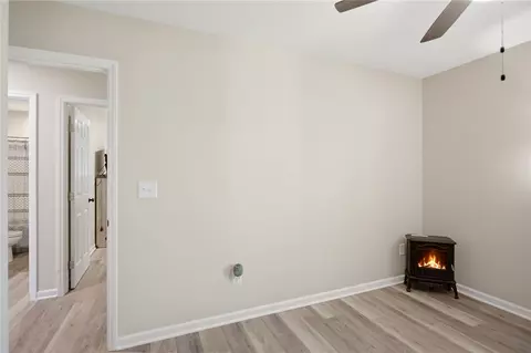 Bedroom - 109 Ledbetter Ln, Walhalla, SC 29691 photo 7 of 7
