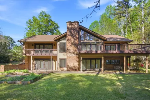302 Petty Rd, Seneca, SC 29672