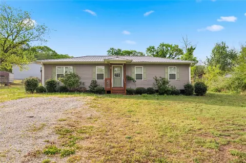 104 Leah Dr, Pendleton, SC 29670
