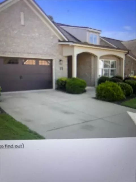 20 Layken Ln, Simpsonville, SC 29681