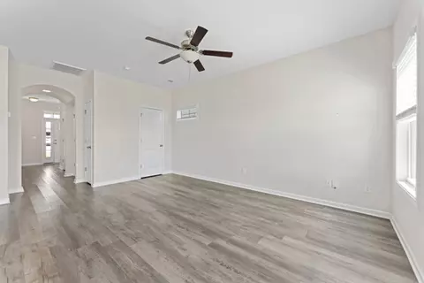 Living - 249 Samuel St, Pendleton, SC 29670 photo 1 of 3