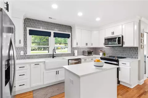 Kitchen - 209 Manley Dr, Clemson, SC 29631 photo 1 of 5