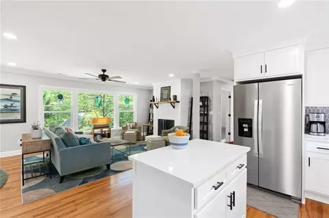Kitchen - 209 Manley Dr, Clemson, SC 29631 photo 4 of 5