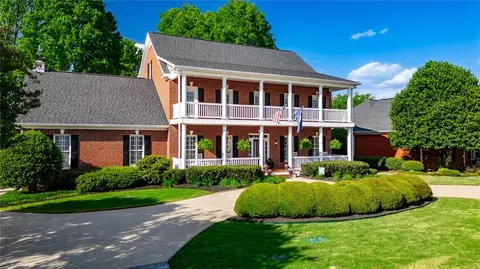 140 Parkside Dr, Anderson, SC 29621