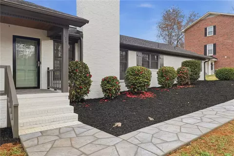 104 Westover Dr, Greer, SC 29651