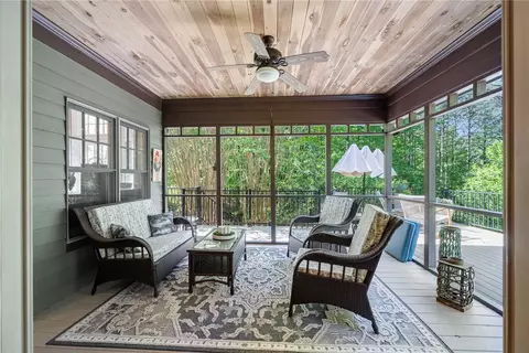 Exterior - 400 S Point Blvd, Sunset, SC 29685 photo 3 of 11
