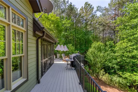 Exterior - 400 S Point Blvd, Sunset, SC 29685 photo 4 of 10