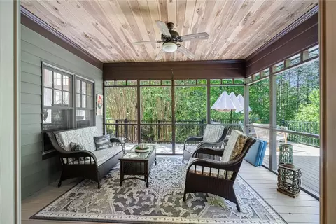 Exterior - 400 S Point Blvd, Sunset, SC 29685 photo 3 of 10