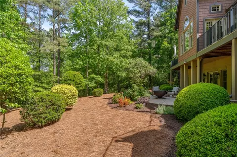 Exterior - 400 S Point Blvd, Sunset, SC 29685 photo 6 of 10