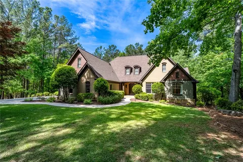 Exterior - 400 S Point Blvd, Sunset, SC 29685 photo 2 of 10