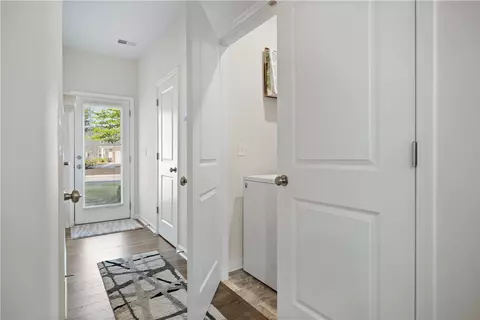 Entry Way - 104 Village Main, Anderson, SC 29621 photo 2 of 5
